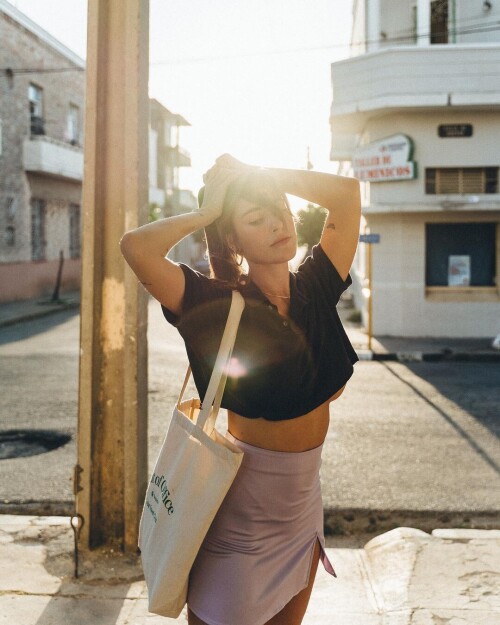 d1af85e2778a600887c40f8cb7df43e9.jpg