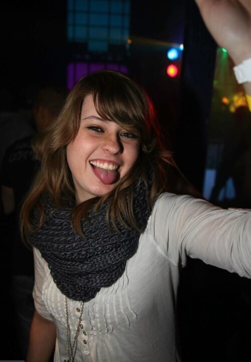 6d0adf2072e3ba69cc4fb304985a85ff.jpg