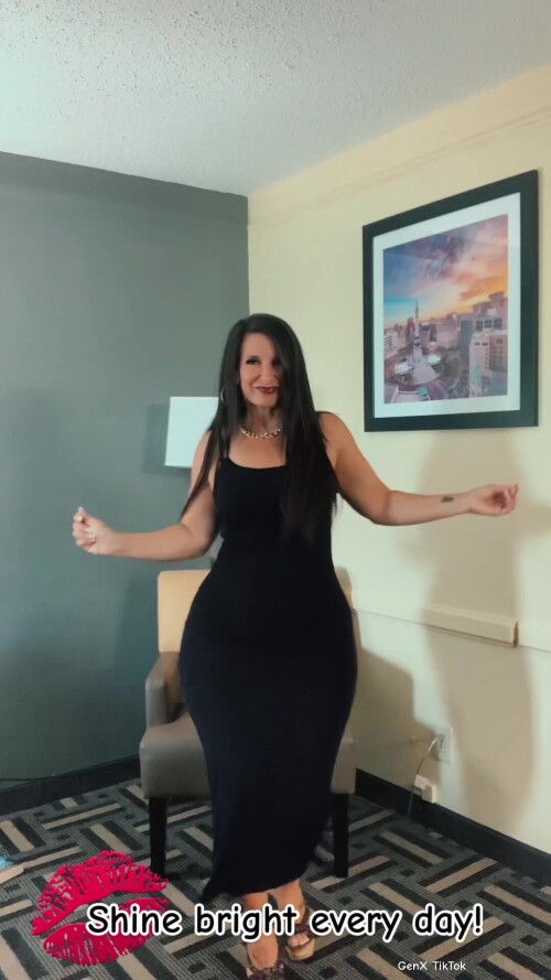 2e9429a90734459e8a502ca7367f52a2.jpeg