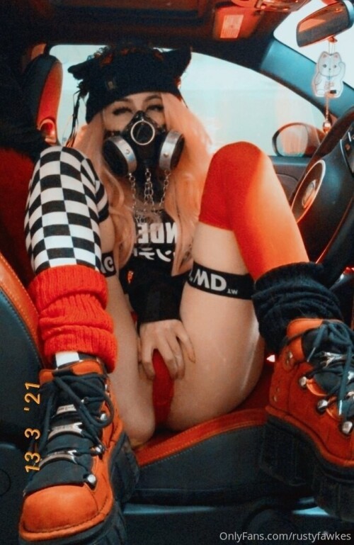 7fd1d56415b22a139e8d08c8e749cd64.jpg