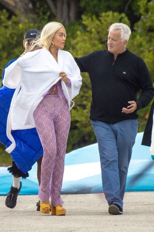 7b27bb98132e2f35a139bf04412172d4