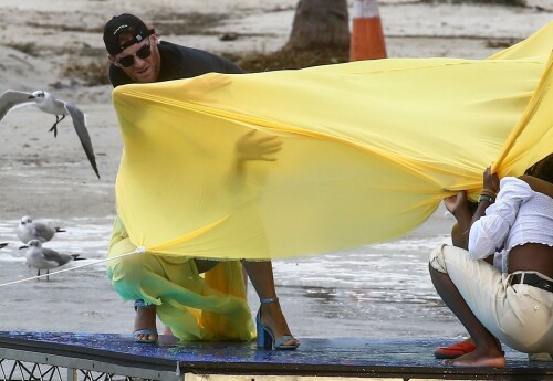 85c6844c20d1daa9c366f99d1f0921cb