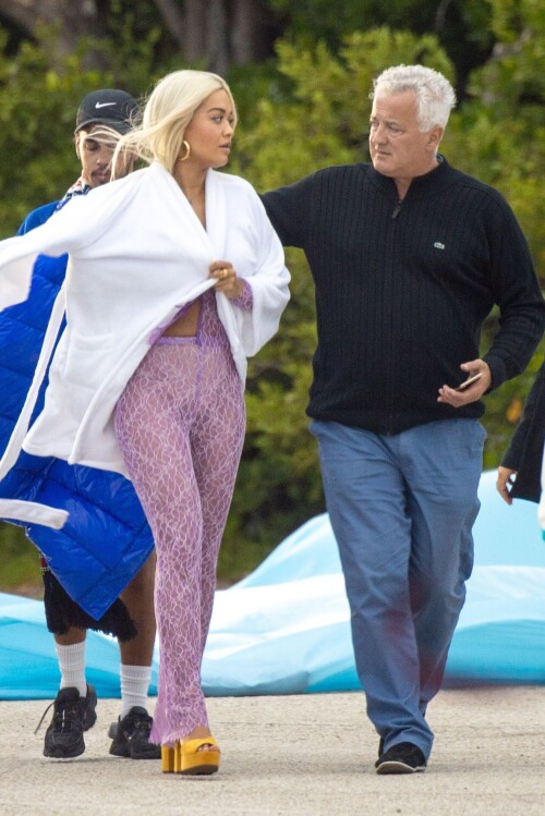 e085378f66740dac4e6e16521e665ac2