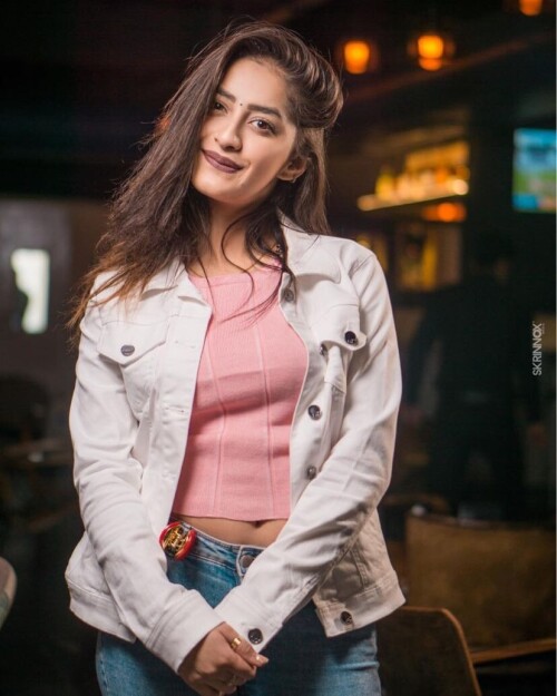 d489e60b262ff2b7bcd2ff4c8090baad.jpg