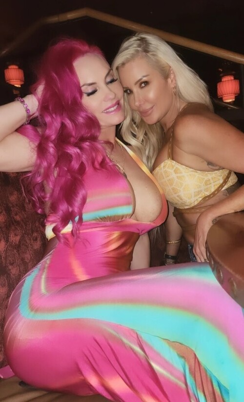 36796ef5f7110364f75d6dff00bc03ea