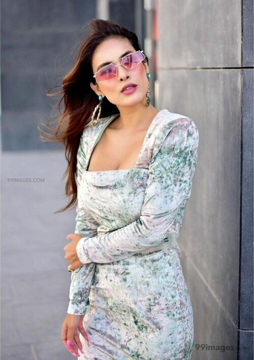 1b2882a85f7de8dc98ee208bd272f726