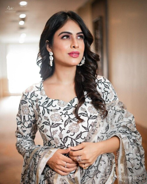 233d031086970a8bf626315eadbf6e64