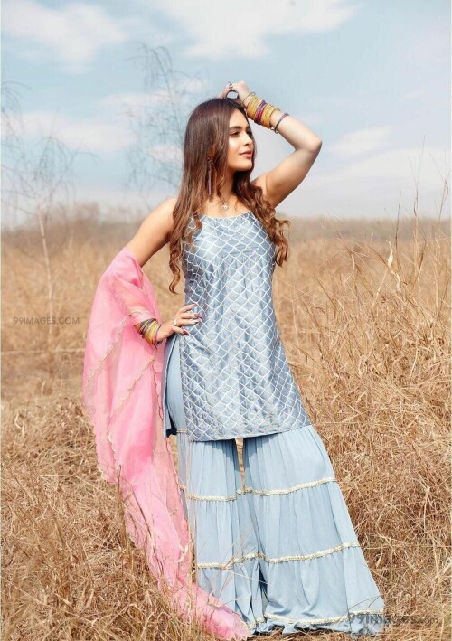 26b863ad5e64f6f4b88f772d389ad3aa