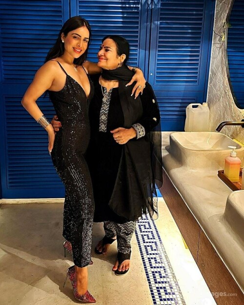 412b14147b06f85ed12b576de5abffd4