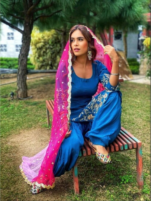 7d53db10d4a198243d62bb3cc2b34116