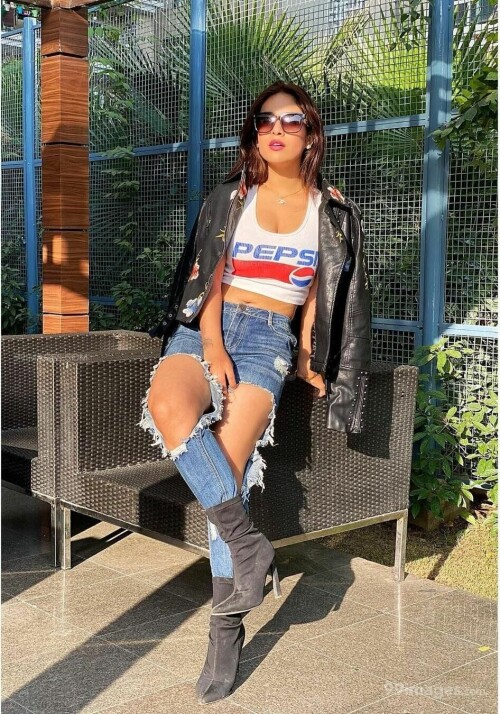 8318b4bdf439549a0a104655689db826