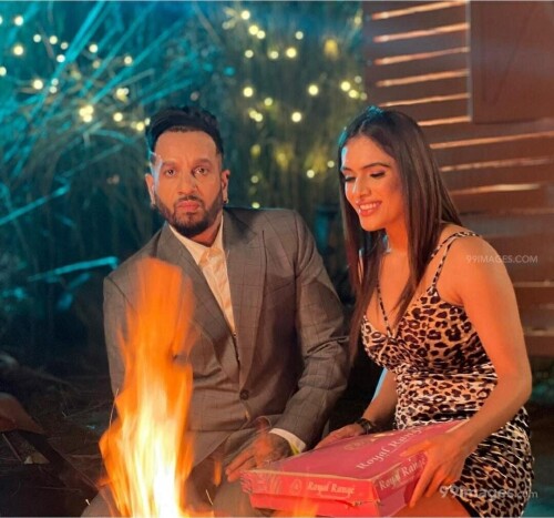 8d436d54e9c8f14ba76d03cb8fb40d5d