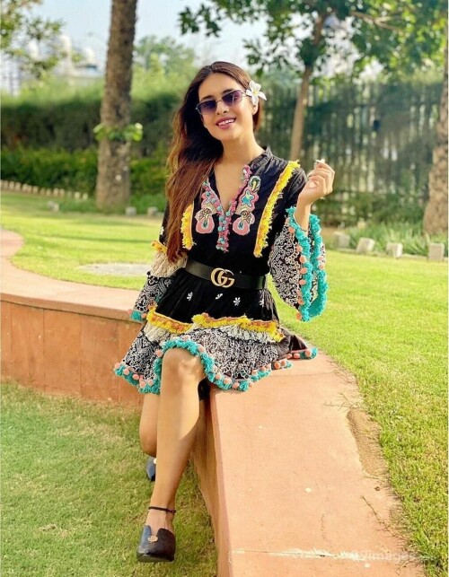 8e2d947da8a8f33fef6e2db7bbb9f597