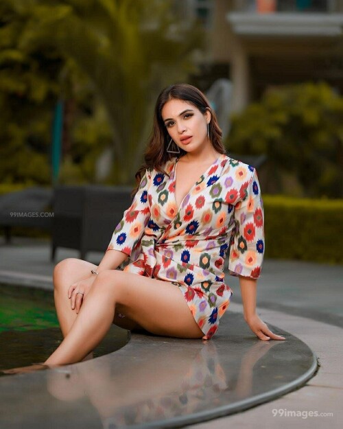 a70ccb1d655b4ea2b20e6129e68eb7e2