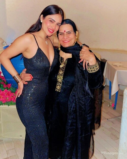 c04f6e0e79d146e19de1f18821775710