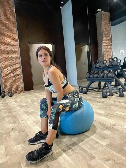 e1fcfcbcb59797246aa97bbf1e806cff