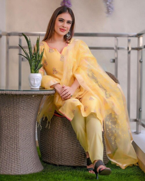 ff6689aff2d190012679d3d37a8f64f9