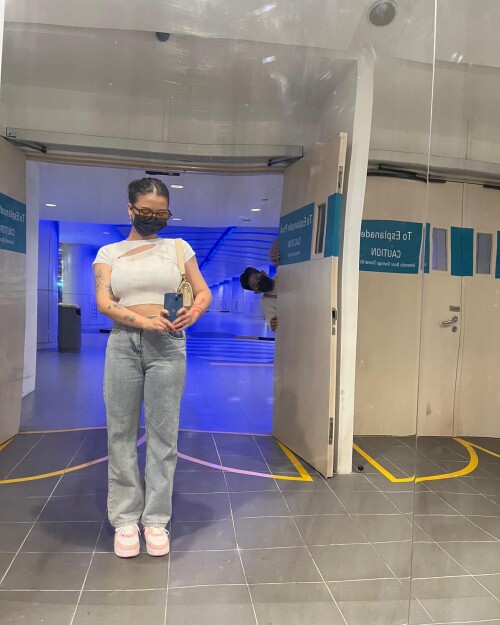 e998dff22243fedfc10e4bd0caedea35