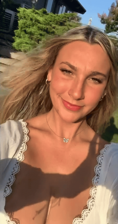 e9dd84ff5ca05f70e9cd7fb4077ee2ea.gif