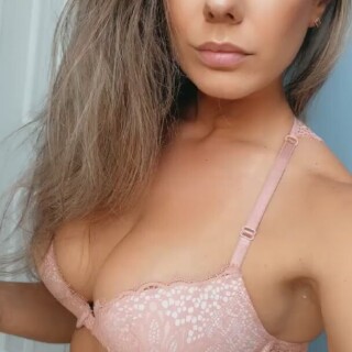 oR1xMzJXm3FuR95A