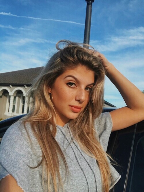 8a521f6c00d62146ddc5d91b447e179f