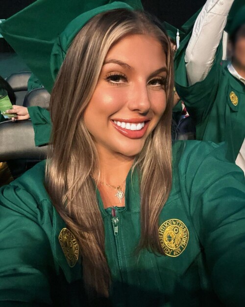 bbfc3ec17511bc2cafdcc49ac79afd93