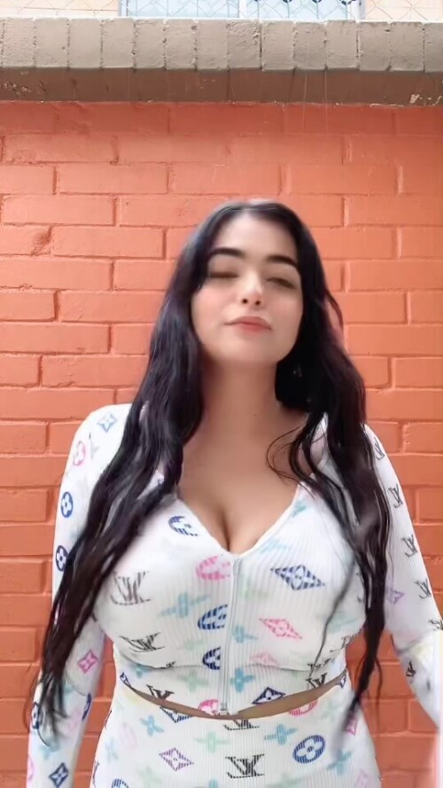 4bd77737b812bbb520c7f53cae2511b7