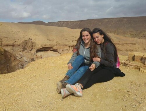 588ff469be6b49ed7ffe16dd33ccbcda