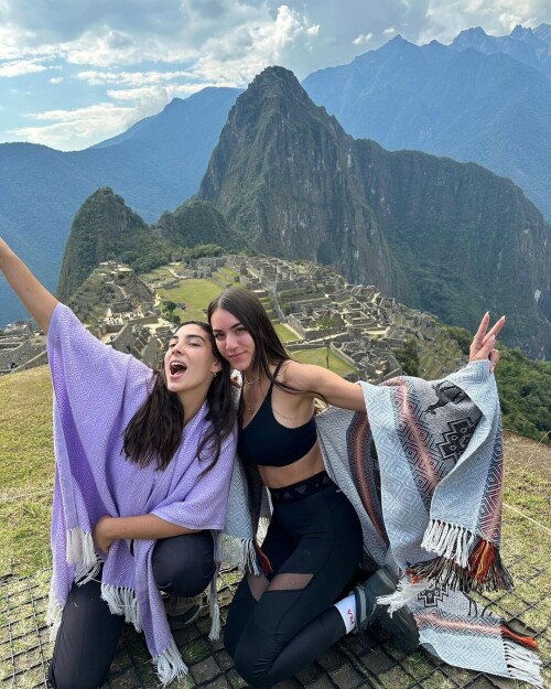 e48bf90aeb117eeaa2111211e3265887