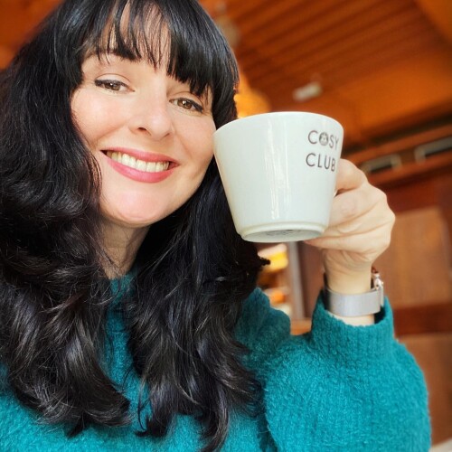 6f4e361b0831a01575ea9d380f8383c9