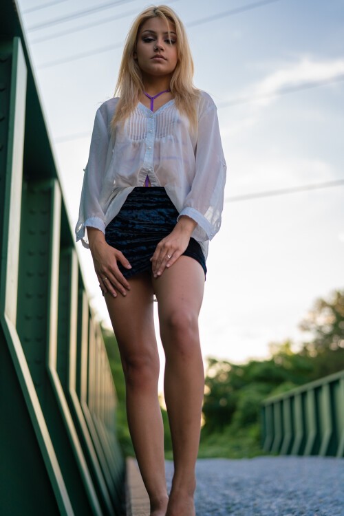 Modesty-17e2681904cf4aac73.jpg
