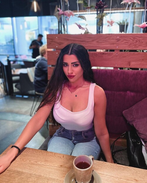 12cffb02531f629719c986b3cdabbab6.jpg