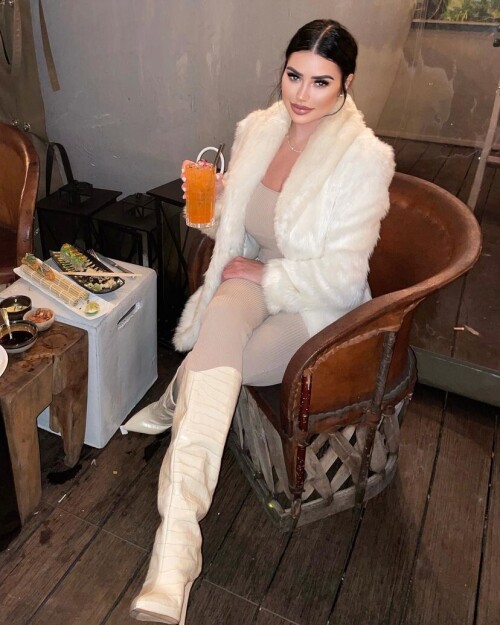 8a83bd516df4747974e23485d0e101da