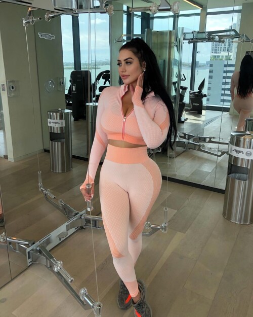 c3f69fe31ced7f12c8ed767a93401895