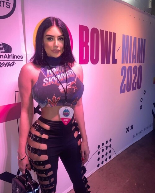 f4040afba27943d6f83a04edfe14f060