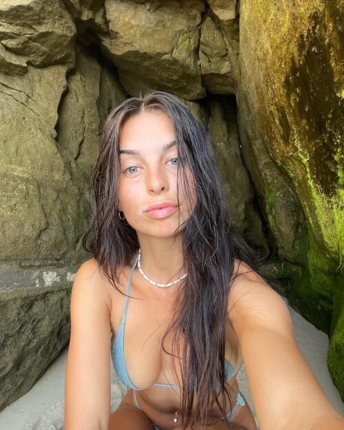 880b4ad1b17eeac8fe82b79a2bf62b93