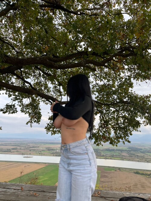 0082f6eaeff2c1ad7032dc9516e4f46c