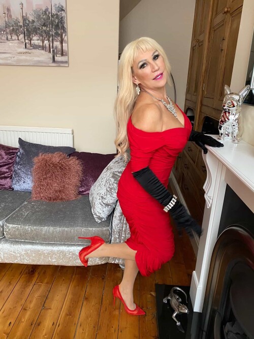 962dbc96d4ff6d1744c042d223535a94