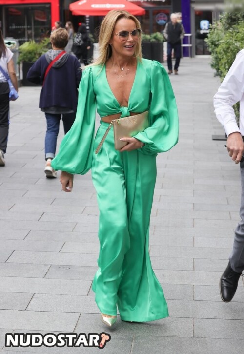 9e2bf031cb3e05d9e94c82c7ccec76f9