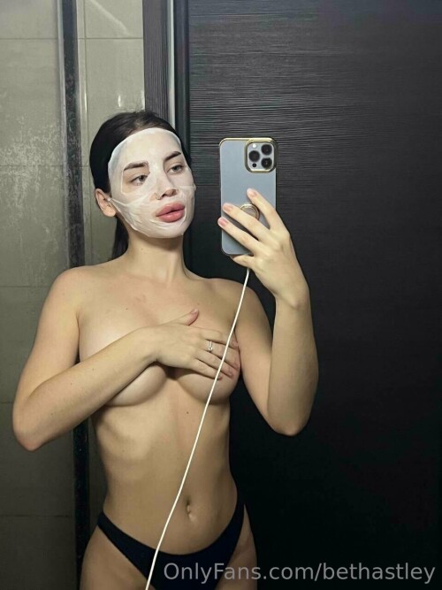 4f8cd8e0edf7ec6978d3f2c2538d31b2