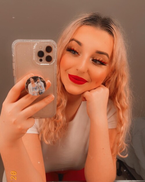 27dcd95387e41d1cf47292cf07b9a7d6