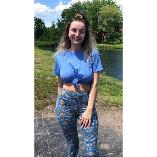 81985e9813eb8959275d95c57162bb4c