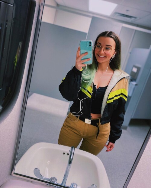 c5a970cf403ebfb5c41e0ba1393fd720