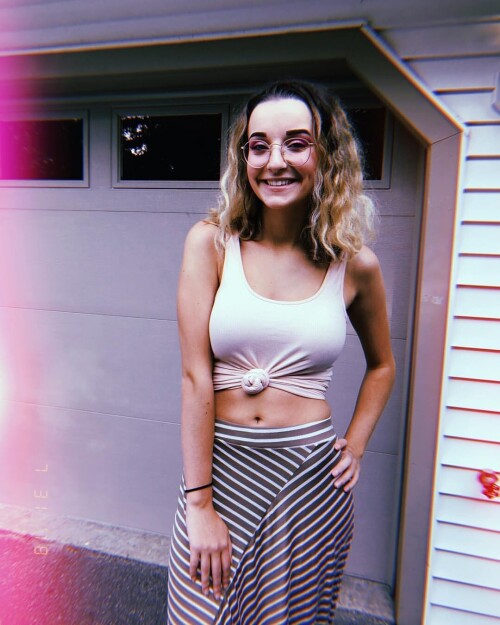 d4c140e14a1b34e30fdeaf4e81b72e78