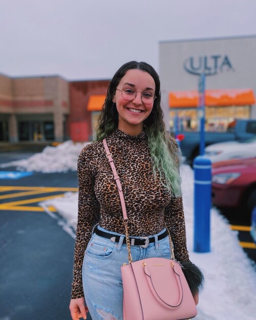 e6700a1acf074d14d6d0160fe796f23c