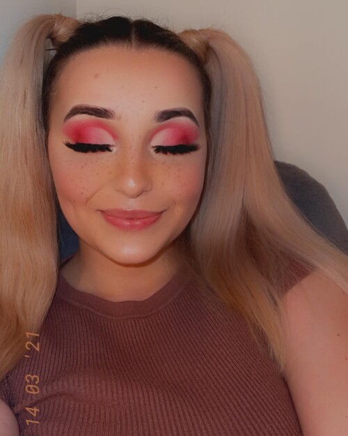 f85a87d62df5790644b6b0cd5fbe7743