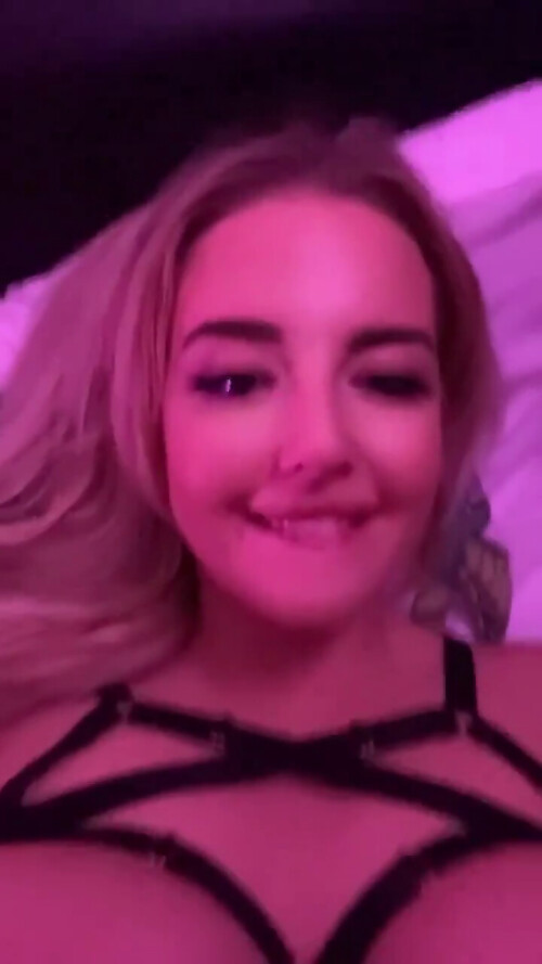 8ba2883deec05216efd2f6fc22d7a8b9