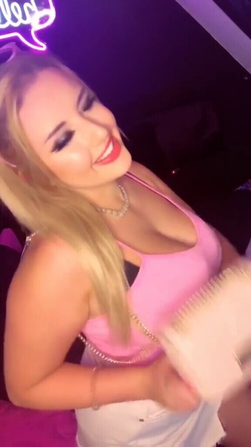 93d98d2cad5ed84c9e93c33b98aa81d8