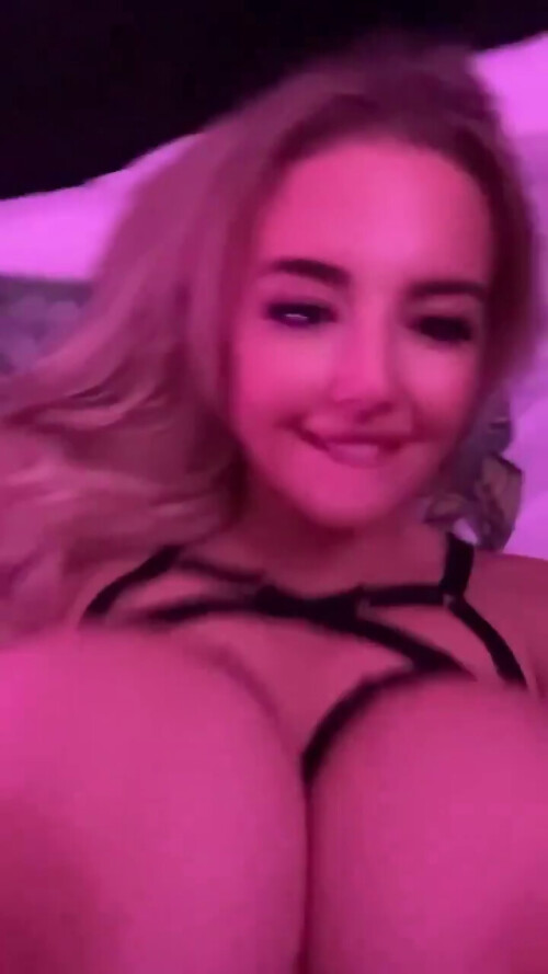 f22fa5dad6fa6b6372a397b71b72c465