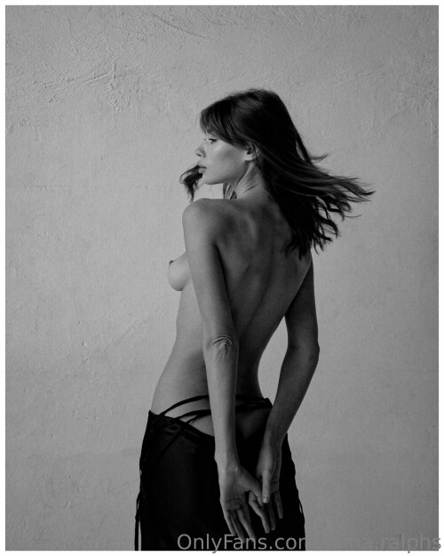 anna.ralphs 2023 01 24 2753414420 Im not a fan of black and white photos but I thin